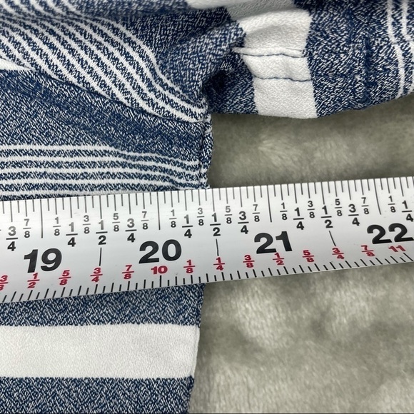 Calvin Klein Short Sleeve Striped Button Down Shirt Size Small - Picture 5 of 6